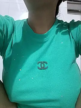 Snapshot of Shiny_Babe chatting on 01.17.26 Shiny Babe online show from 01.17.26