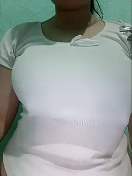 Shiny Babe online show from 06.07.26