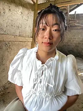 Snapshot of isaaa5 chatting on 10.13.25 isaaa5 online show from 10.13.25