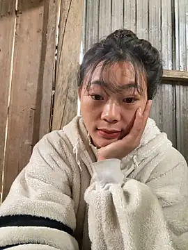 Snapshot of isaaa5 chatting on 11.14.25 isaaa5 online show from 11.14.25