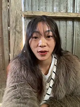 Snapshot of isaaa5 chatting on 11.26.25 isaaa5 online show from 11.26.25