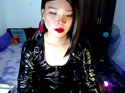 Urassiansweetcummer online show from 05.07.26
