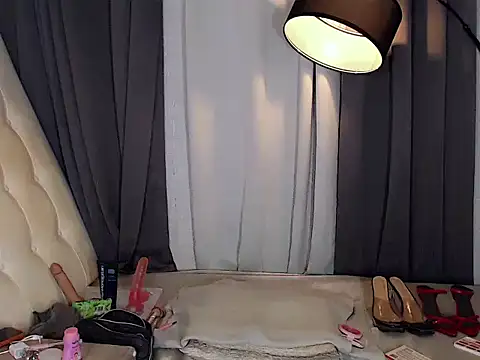 Foxxy Barbie online show from 08.01.26