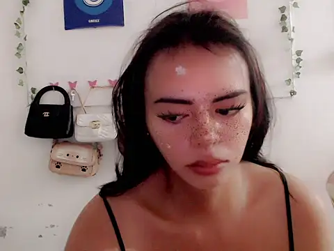 Snapshot of classy_adallia chatting on 06.14.26 classy adallia online show from 06.14.26