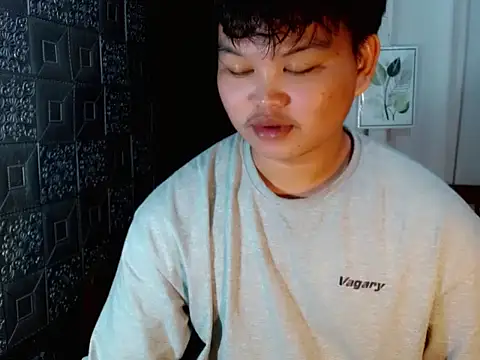 Reynelcock online show from 09.08.25