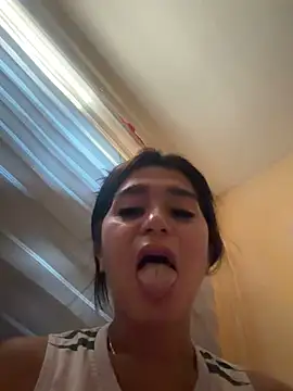 Snapshot of CassieXMarga chatting on 03.29.26 CassieXMarga online show from 03.29.26
