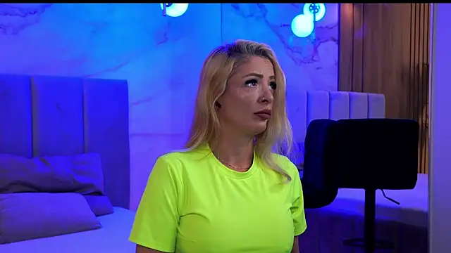 Izabellle02 online show from 04.24.26