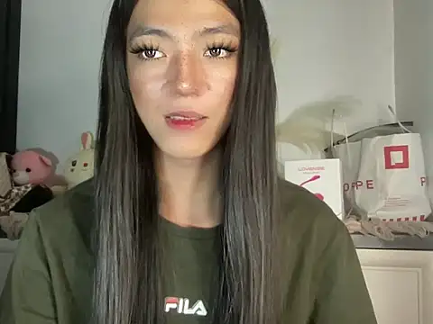 slimladyxoxo online show from 12.18.25