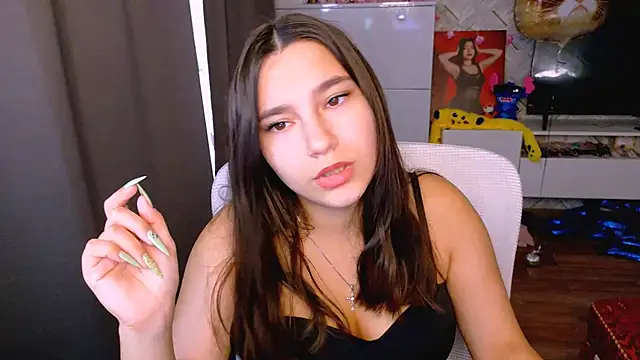 Snapshot of Arianna_Grend chatting on 10.01.25 Arianna Grend online show from 10.01.25