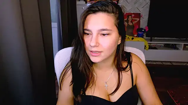 Snapshot of Arianna_Grend chatting on 10.06.25 Arianna Grend online show from 10.06.25