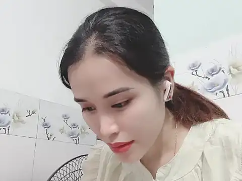 Snapshot of Prudenn_2k chatting on 10.08.25 Prudenn 2k online show from 10.08.25