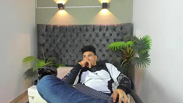 ALAN REDINGER online show from 10.04.25