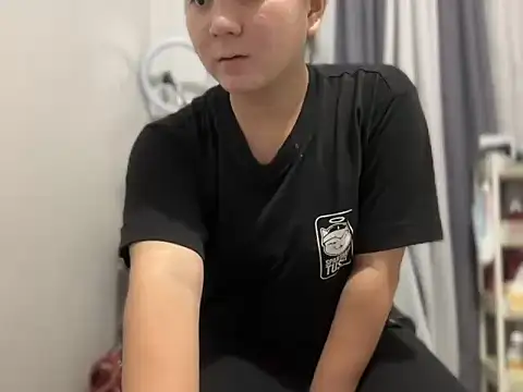 Snapshot of hotrerexxx chatting on 02.13.26 hotrerexxx online show from 02.13.26