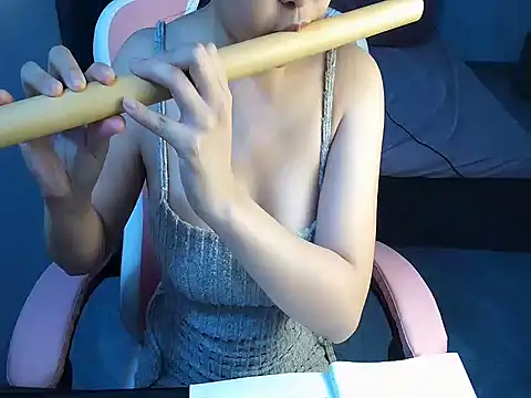 Ori-Yannie online show from 10.31.25