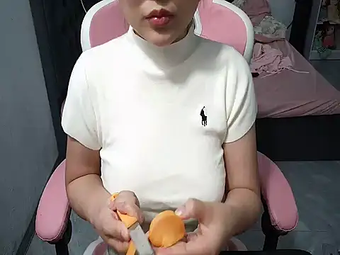 Ori-Yannie online show from 11.02.25