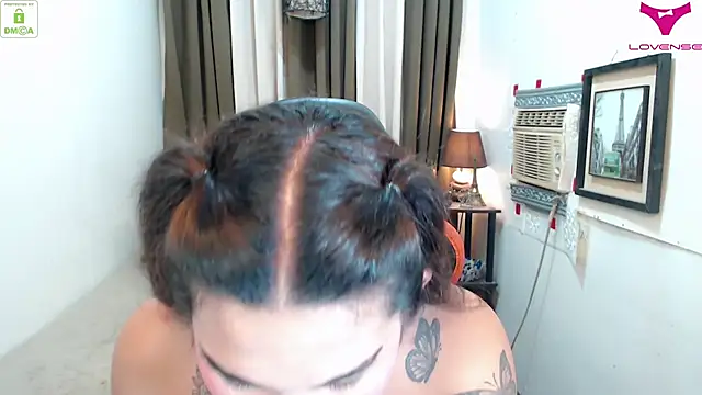 Snapshot of lil_fantacy chatting on 11.13.25 lil fantacy online show from 11.13.25