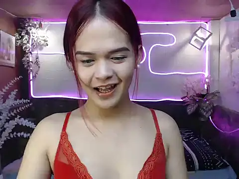 Snapshot of Expensive_candycum chatting on 04.25.26 Expensive candycum online show from 04.25.26