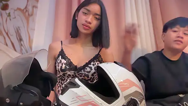Yoursexy adriana online show from 06.13.26