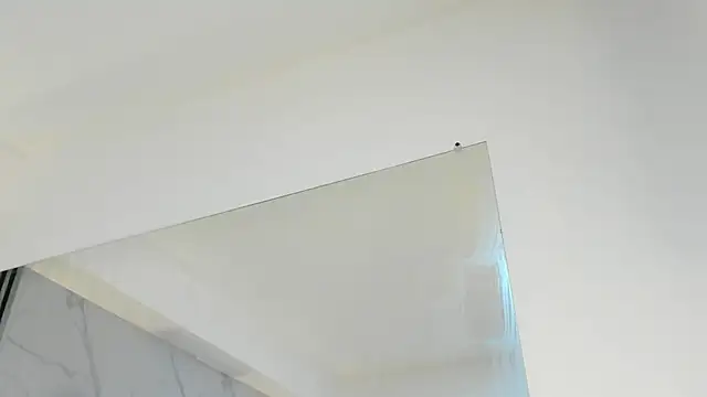 Wonderkloe  online show from 02.15.26