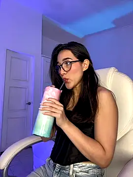 julieta jhonss online show from 10.04.25