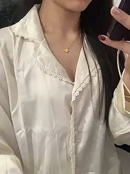 Snapshot of JennyQueen18 chatting on 10.16.25 JennyQueen18 online show from 10.16.25