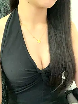 Snapshot of JennyQueen18 chatting on 10.25.25 JennyQueen18 online show from 10.25.25