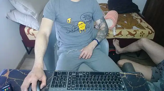 Snapshot of bossking017 chatting on 03.17.25 bossking017 online show from 03.17.25