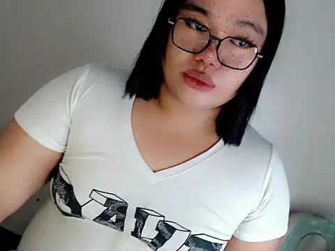 itsmeyourgirlfucker online show from 12.14.25