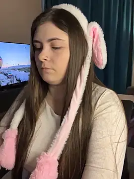 Lovely Waifu online show from 04.05.26