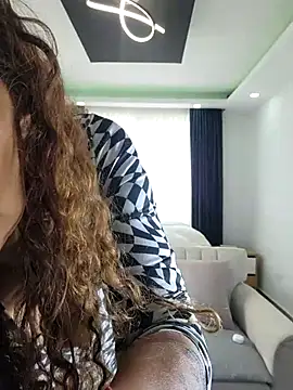 evasweett   online show from 04.22.26