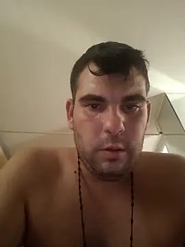 Snapshot of m702d-gr chatting on 09.29.25 m702d-gr online show from 09.29.25