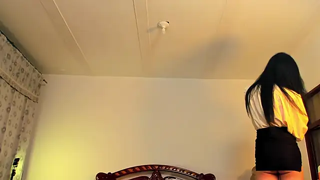 nonbinaryangel online show from 03.19.26