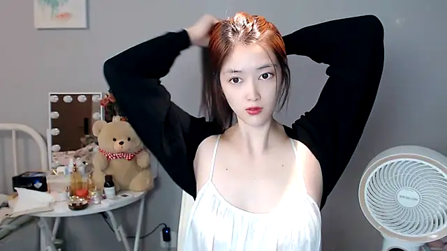 Mimi-cnbaby online show from 10.01.25