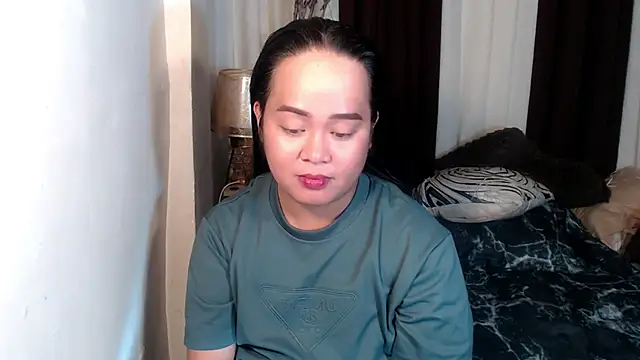 Snapshot of YourSweet-mich chatting on 02.24.26 YourSweet-mich online show from 02.24.26