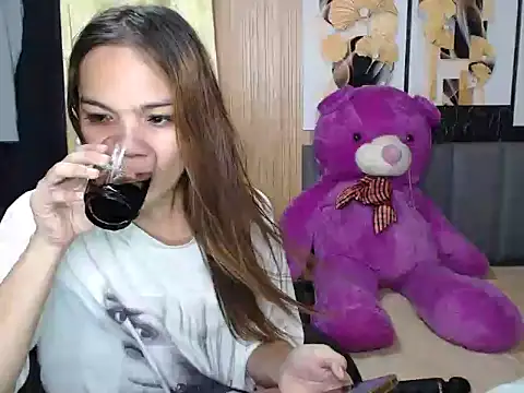 Raffa ella69 online show from 11.18.25