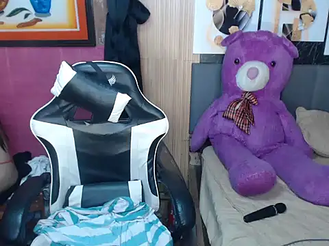 Snapshot of Raffa_ella69 chatting on 05.08.26 Raffa ella69 online show from 05.08.26