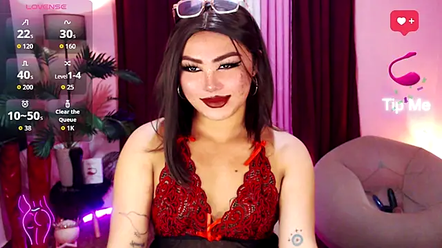 Unique Maya online show from 09.13.25