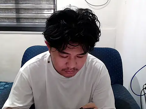 Snapshot of tastylicious_John19 chatting on 10.12.25 tastylicious John19 online show from 10.12.25