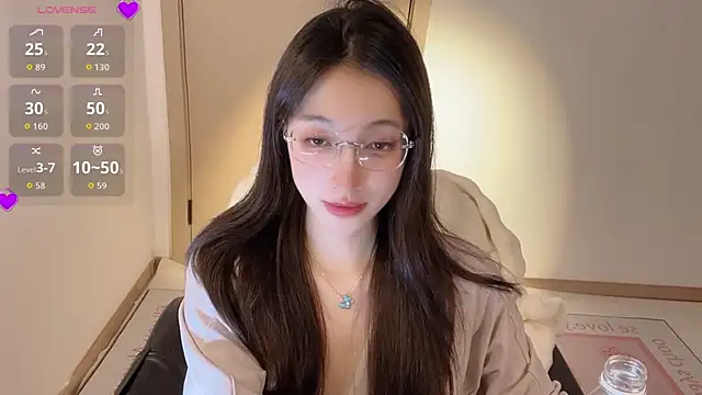 Snapshot of Seraphina-se chatting on 01.19.26 Seraphina-se online show from 01.19.26