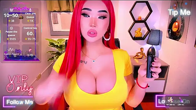TriciaCumLoader online show from 04.23.26