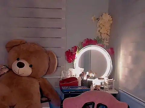 KathRouge online show from 10.08.25