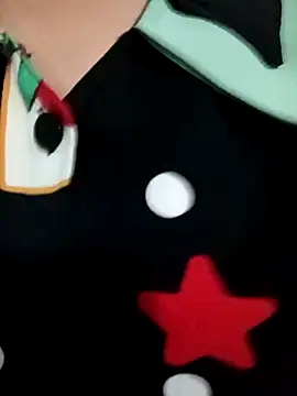 Snapshot of Harmony92 chatting on 11.12.25 Harmony92 online show from 11.12.25