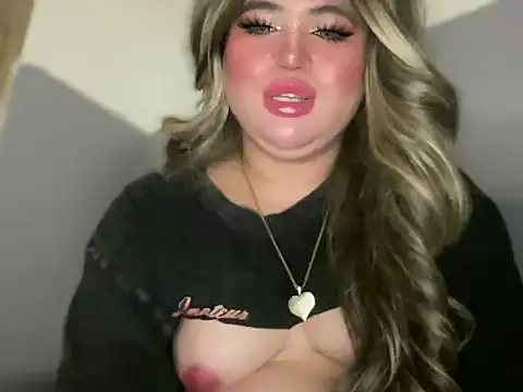 Naughtyrosecum online show from 10.05.25