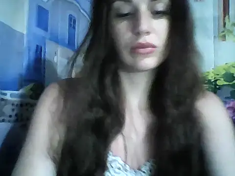 Qinini online show from 06.12.26