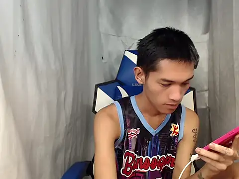 Snapshot of riks_tyler chatting on 03.29.26 riks tyler online show from 03.29.26