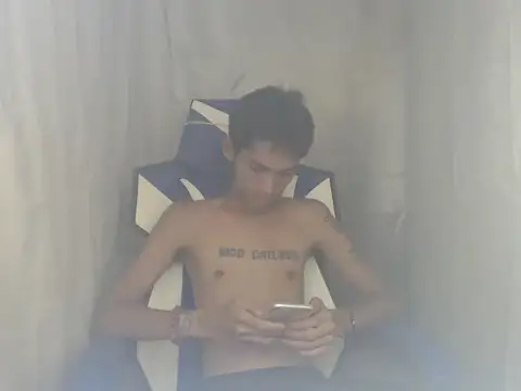 Snapshot of riks_tyler chatting on 05.24.26 riks tyler online show from 05.24.26