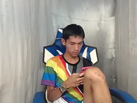 Snapshot of riks_tyler chatting on 06.21.26 riks tyler online show from 06.21.26