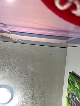 aavrdvh33 online show from 12.15.25