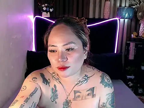 Snapshot of EstellaStarXxx chatting on 05.22.26 EstellaStarXxx online show from 05.22.26