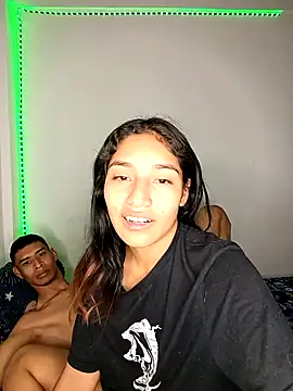 Snapshot of Sharlotte_Watts chatting on 09.20.25 Sharlotte Watts online show from 09.20.25